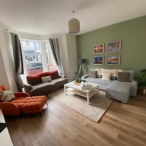 Abode - Vance Road Star House Apartment