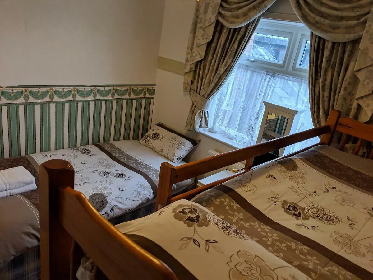 The New Guilderoy Hotel Blackpool 2*,