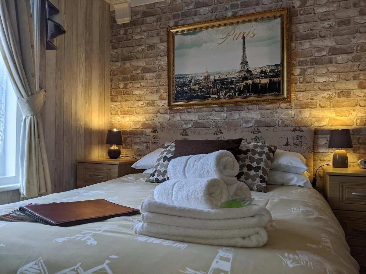 **  The New Guilderoy Hotel Blackpool United Kingdom